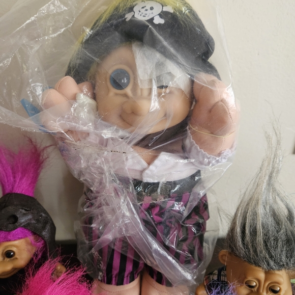Vintage New Russ Troll Kidz Pirate Plush 12" Doll W/Lot Of Trolls. Light Up Eyes - Picture 4 of 4